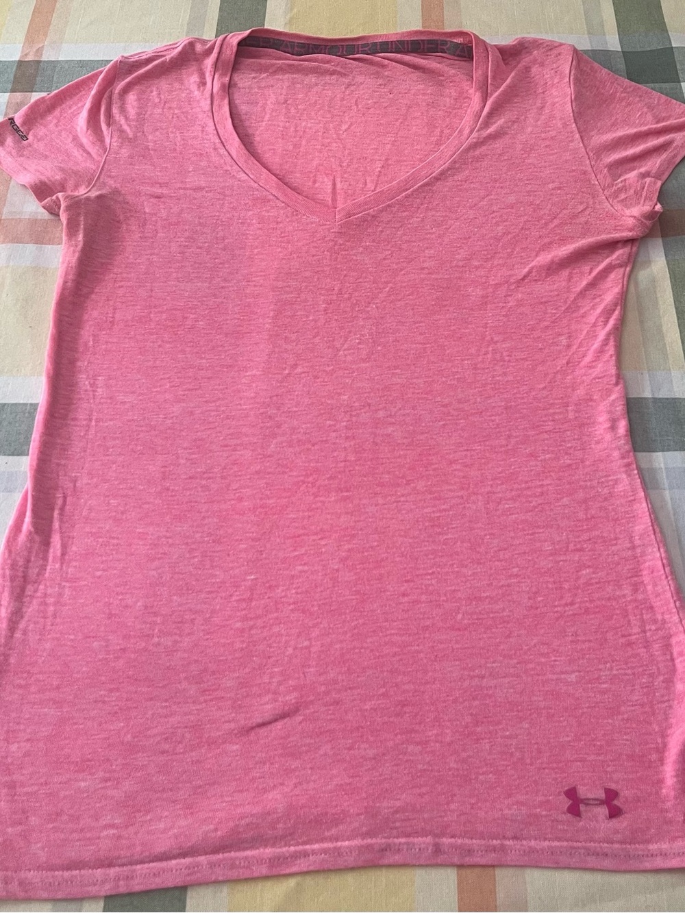 Under Armour Pink V-Neck Short Sleeve Performance Tee